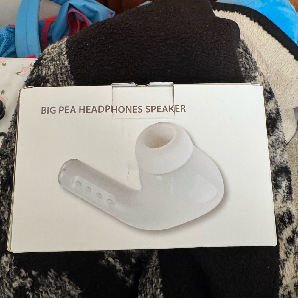 Big Pea Headphones Speaker